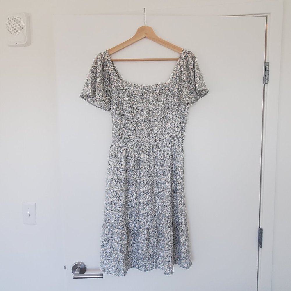 Monteau Los Angeles Floral Dress